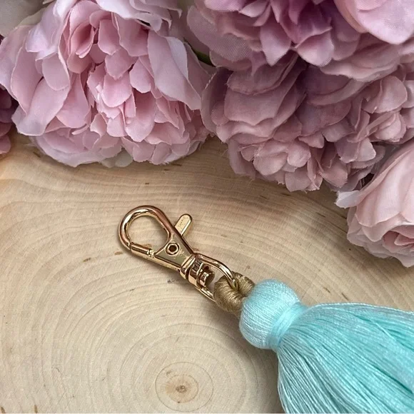 Boho Long Multi Tier Green Fringe Purse Charm - Picture 10 of 14